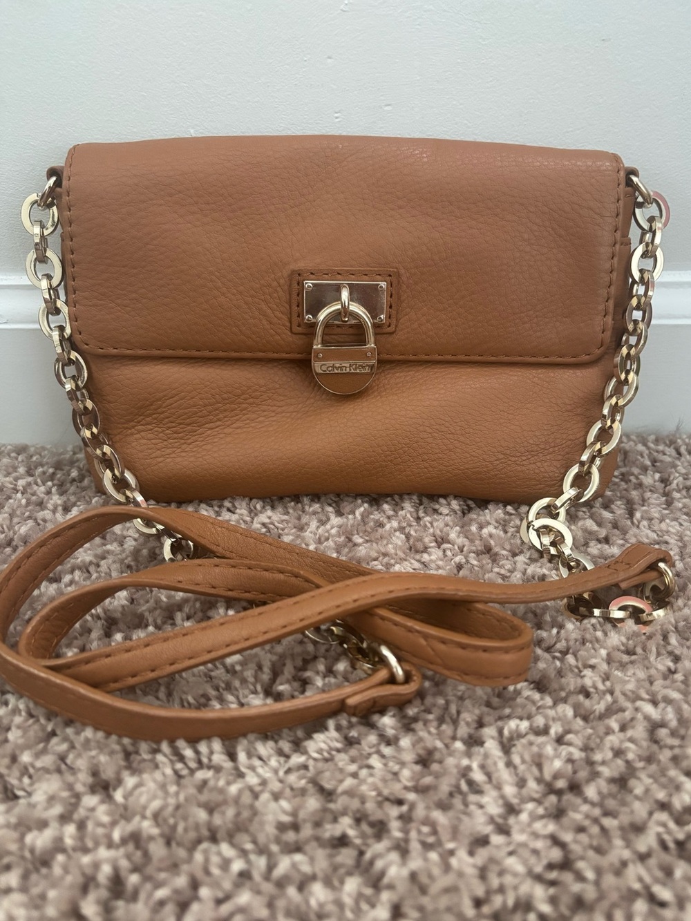 Leather Chain Crossbody Bag - Brown